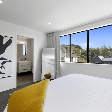 Whitby Townhouse Villa Porirua Ngoại thất bức ảnh
